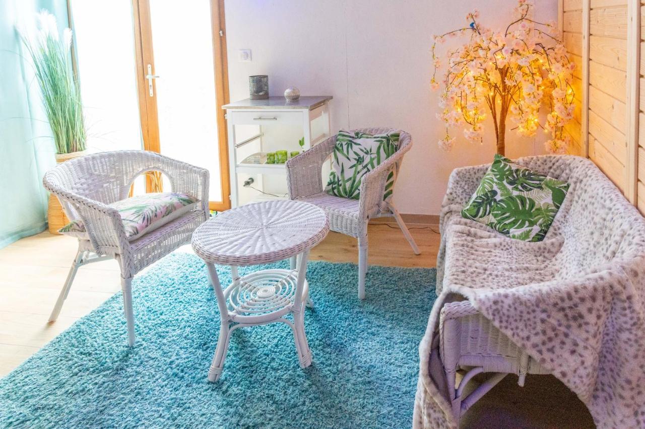 Вилла Les Pilotis Du Cognac Bourg-Charente Экстерьер фото