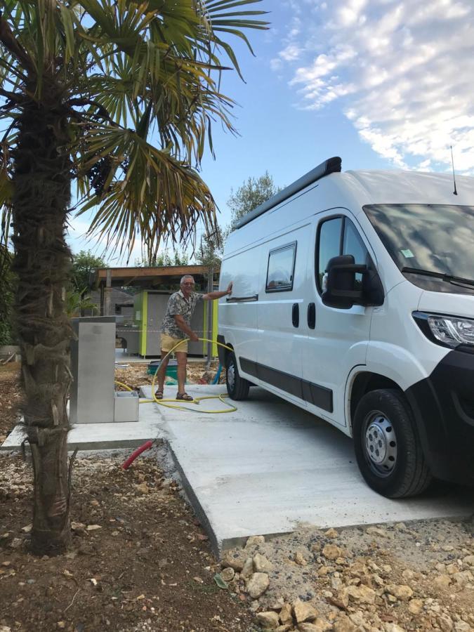 Вилла Les Pilotis Du Cognac Bourg-Charente Экстерьер фото