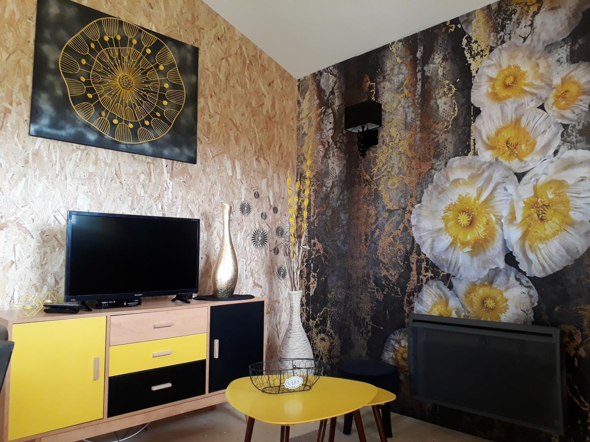 Вилла Les Pilotis Du Cognac Bourg-Charente Экстерьер фото