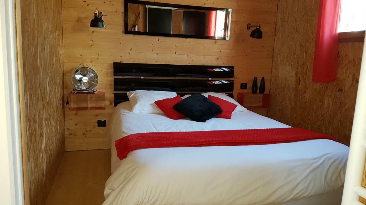 Вилла Les Pilotis Du Cognac Bourg-Charente Экстерьер фото